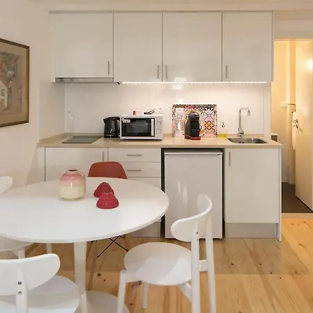 Central Mezzanine Studio By Timelystay